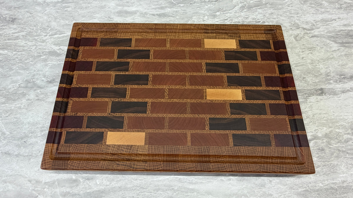 Brick Pattern End Grain Cutting Board 10-3/4" x 15-3/4" x 1-1/4"